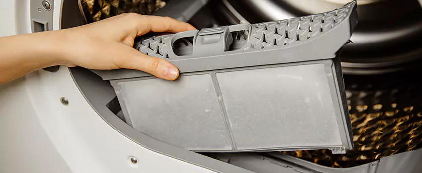 Signs Of A Clogged Dryer Lint Trap in Granite Bay, California